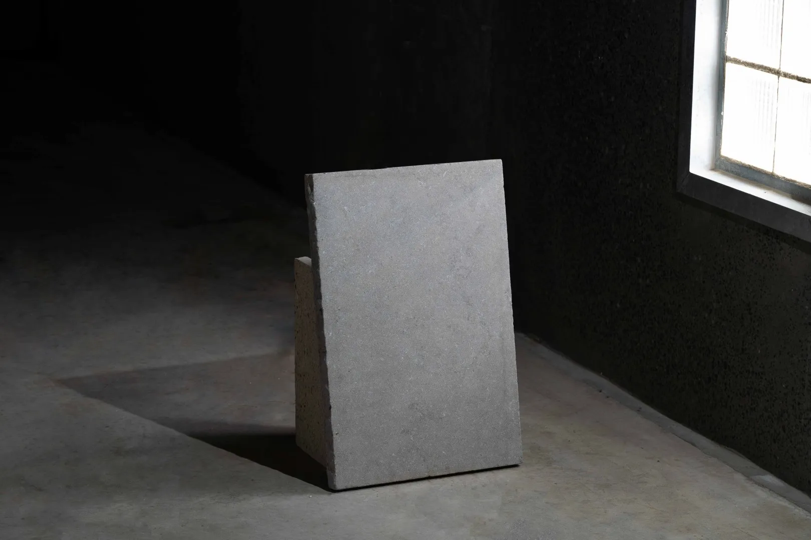 LONDON GREY SPLIT FACE POOL COPING LIMESTONE RMS TRADERS NATURAL STONE SUPPLIER MELBOURNE (6) Natural Stone - RMS Traders