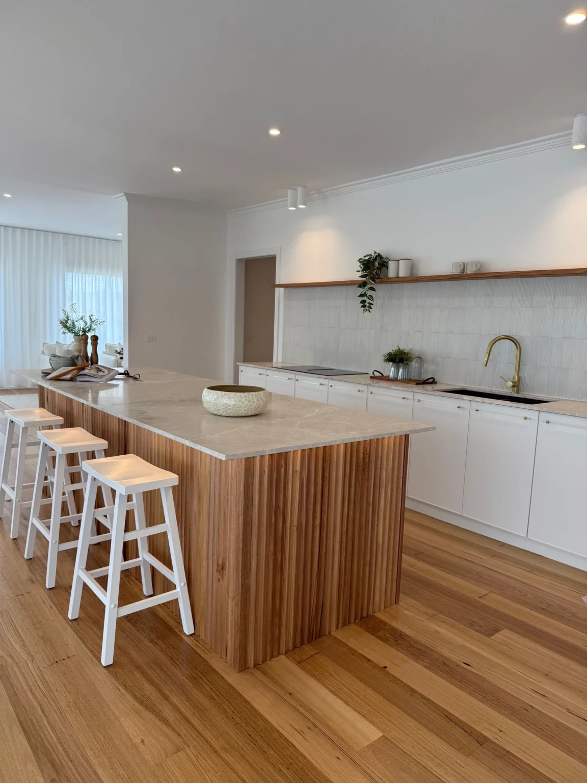 PAPILLON_LIMESTONE_SLAB_RMS_TRADERS_NATURAL_STONE_SUPPLIER_MELBOURNE_001