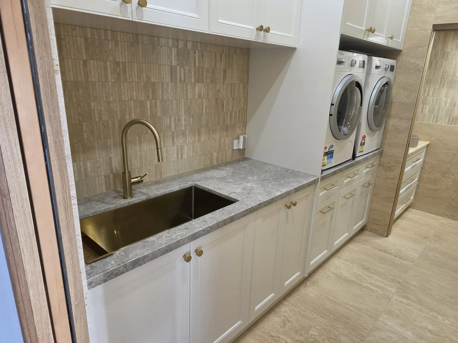 ROME_STACK_TRAVERTINE_MOSAICS_RMS_TRADERS_NATURAL_STONE_SUPPLIER_MELBOURNE_004