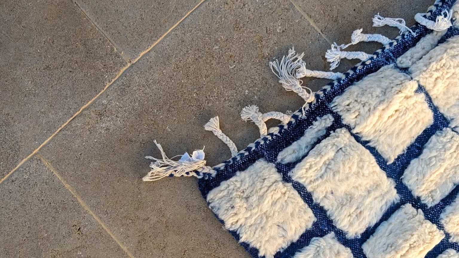 SIERRA_BRUSHED_LIMESTONE_RMS_TRADERS_NATURAL_STONE_SUPPLIER_MELBOURNE_006