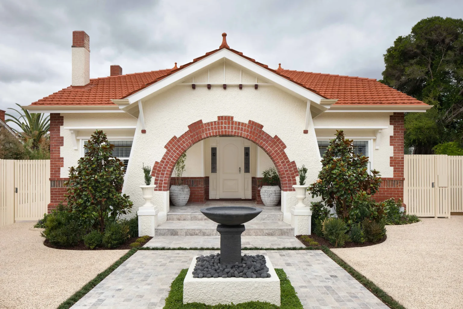 SILVER_UNFILLED_TRAVERTINE_RMS_TRADERS_NATURAL_STONE_SUPPLIER_MELBOURNE_001