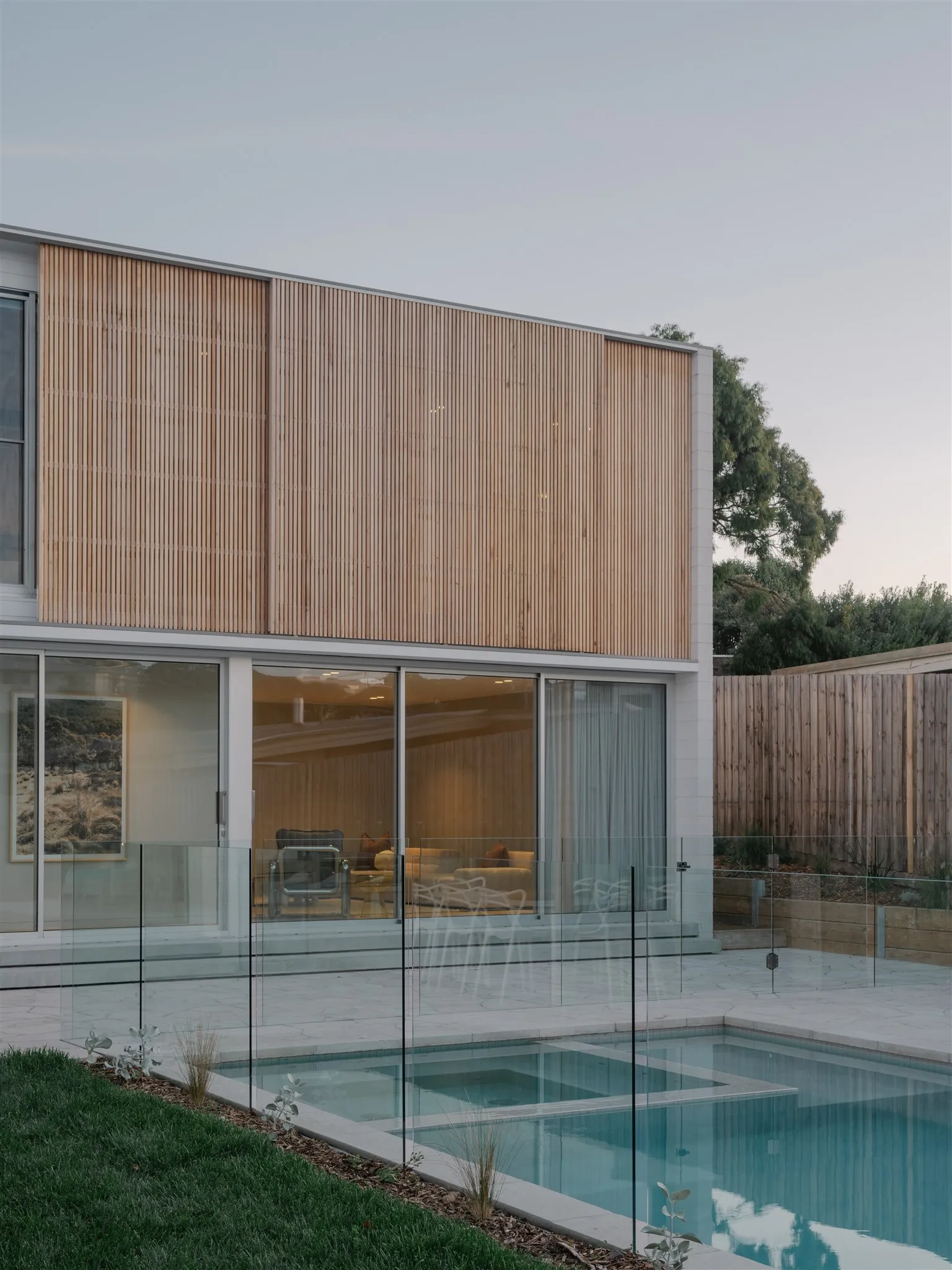 HAVEN_LIMESTONE_CRAZY_PAVING_RMS_TRADERS_NATURAL_STONE_SUPPLIER_MELBOURNE_001