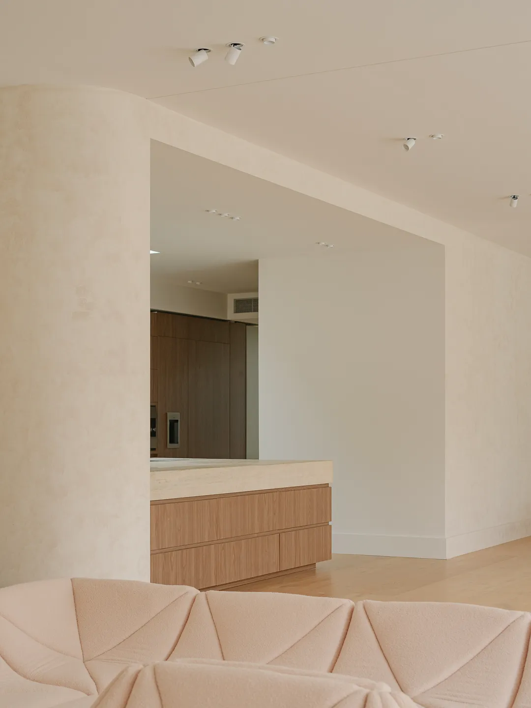 MILANO_RAW_VEIN_CUT_UNFILLED_ITALIAN_TRAVERTINE_RMS_TRADERS_NATURAL_STONE_SUPPLIER_MELBOURNE (28)