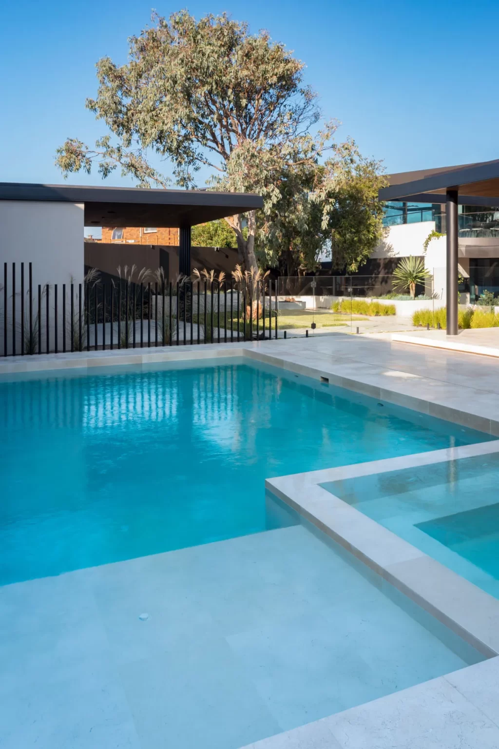 SAVANA_LIGHT_BRUSHED_LIMESTONE_RMS_TRADERS_NATURAL_STONE_SUPPLIER_MELBOURNE_017