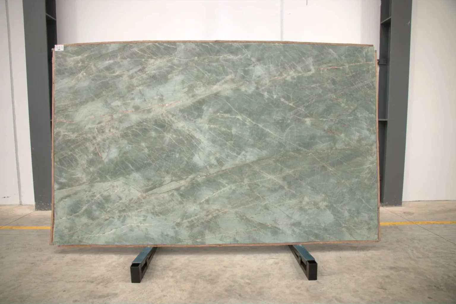 EMERALD_HAZE_QUARTZITE_SLAB_RMS_TRADERS_NATURAL_STONE_SUPPLIER_MELBOURNE_001