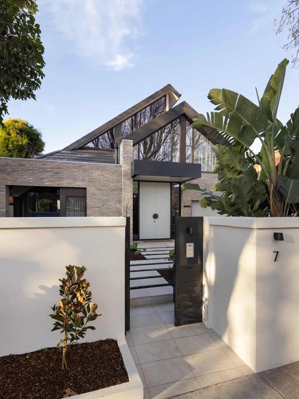 SINAI_PEARL_SANDBLASTED_LIMESTONE_RMS_TRADERS_NATURAL_STONE_SUPPLIER_MELBOURNE_004