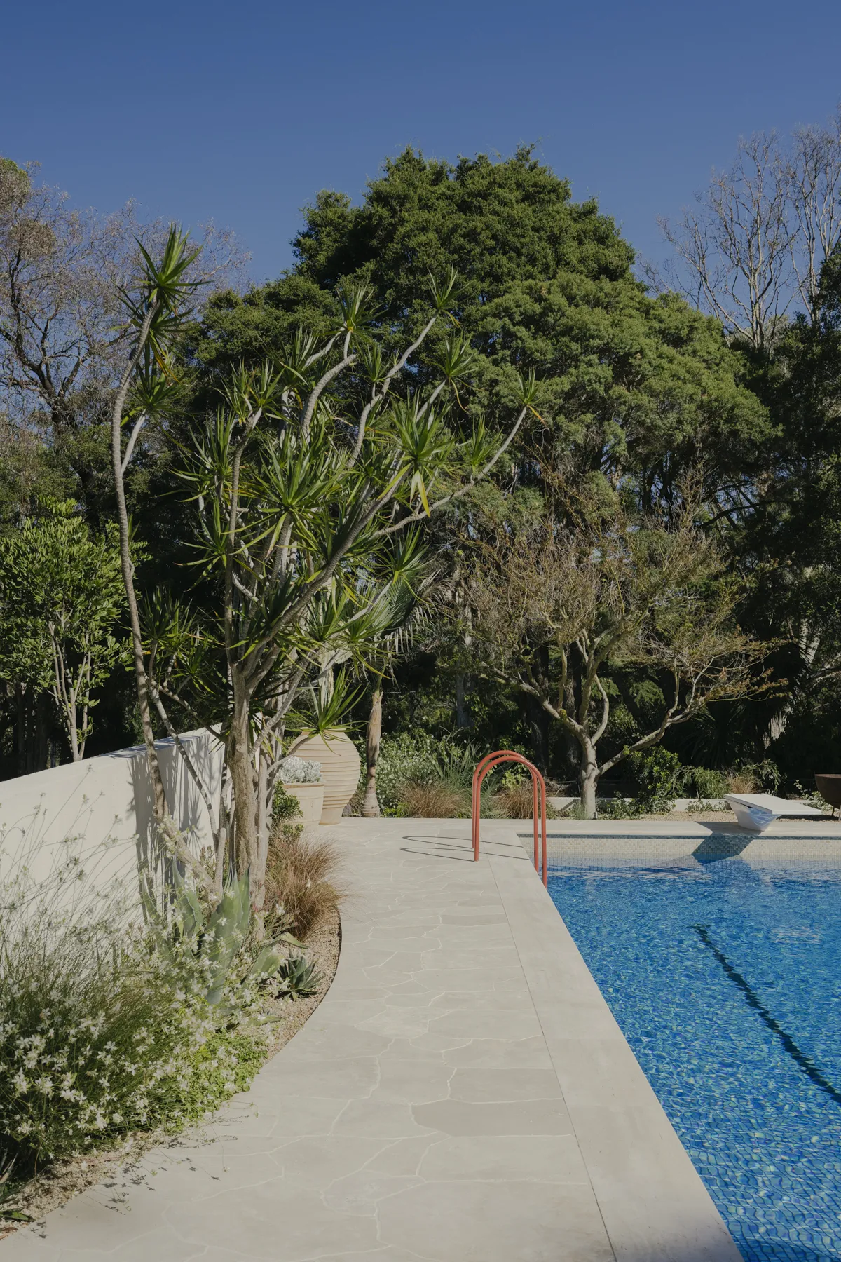 TUSCAN TRAVERTINE CRAZY PAVING RMS TRADERS NATURAL STONE SUPPLIER MELBOURNE 003 Natural Stone - RMS Traders