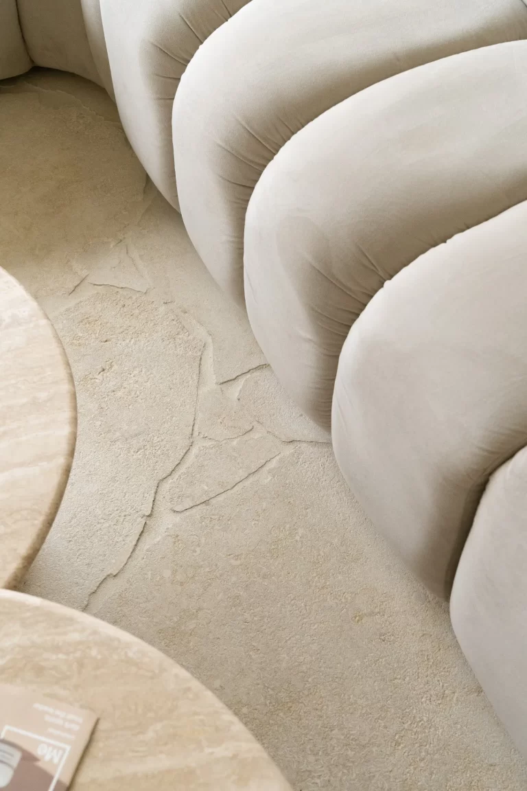 CREMA_NOVELDA_SANDBLASTED_LIMESTONE_CRAZY_PAVING_RMS_TRADERS_NATURAL_STONE_SUPPLIER_MELBOURNE (2)