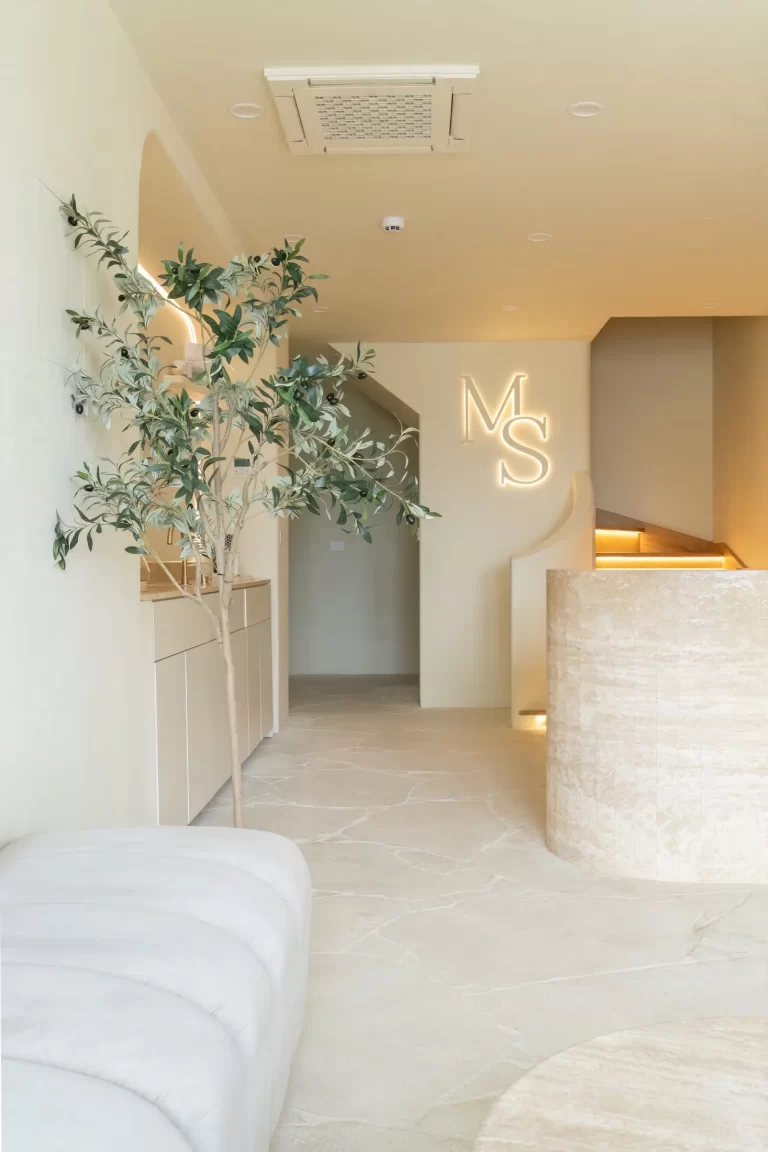 CREMA NOVELDA SANDBLASTED LIMESTONE CRAZY PAVING RMS TRADERS NATURAL STONE SUPPLIER MELBOURNE (8) Natural Stone - RMS Traders