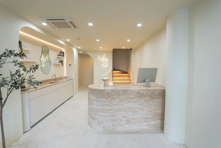 CREMA_NOVELDA_SANDBLASTED_LIMESTONE_CRAZY_PAVING_RMS_TRADERS_NATURAL_STONE_SUPPLIER_MELBOURNE_002