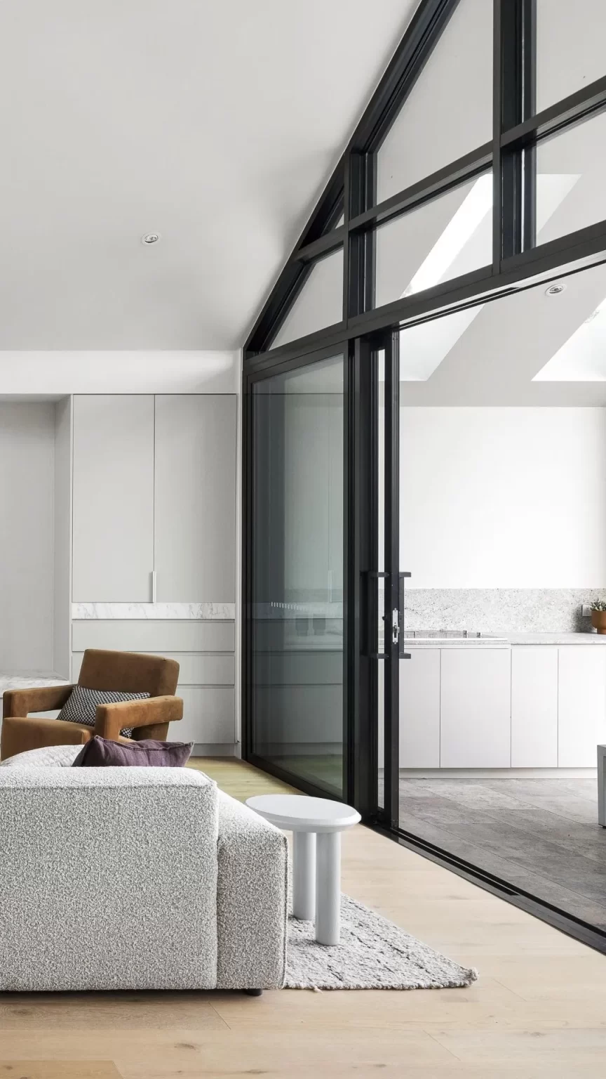 SILVER_UNFILLED_TRAVERTINE_RMS_TRADERS_NATURAL_STONE_SUPPLIER_MELBOURNE_004