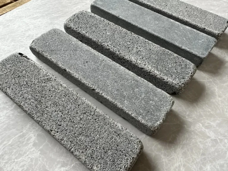 BLUESTONE_TUMBLED_BATONS_RMS_TRADERS_NATURAL_STONE_SUPPLIER_MELBOURNE_003-1-1536x1152