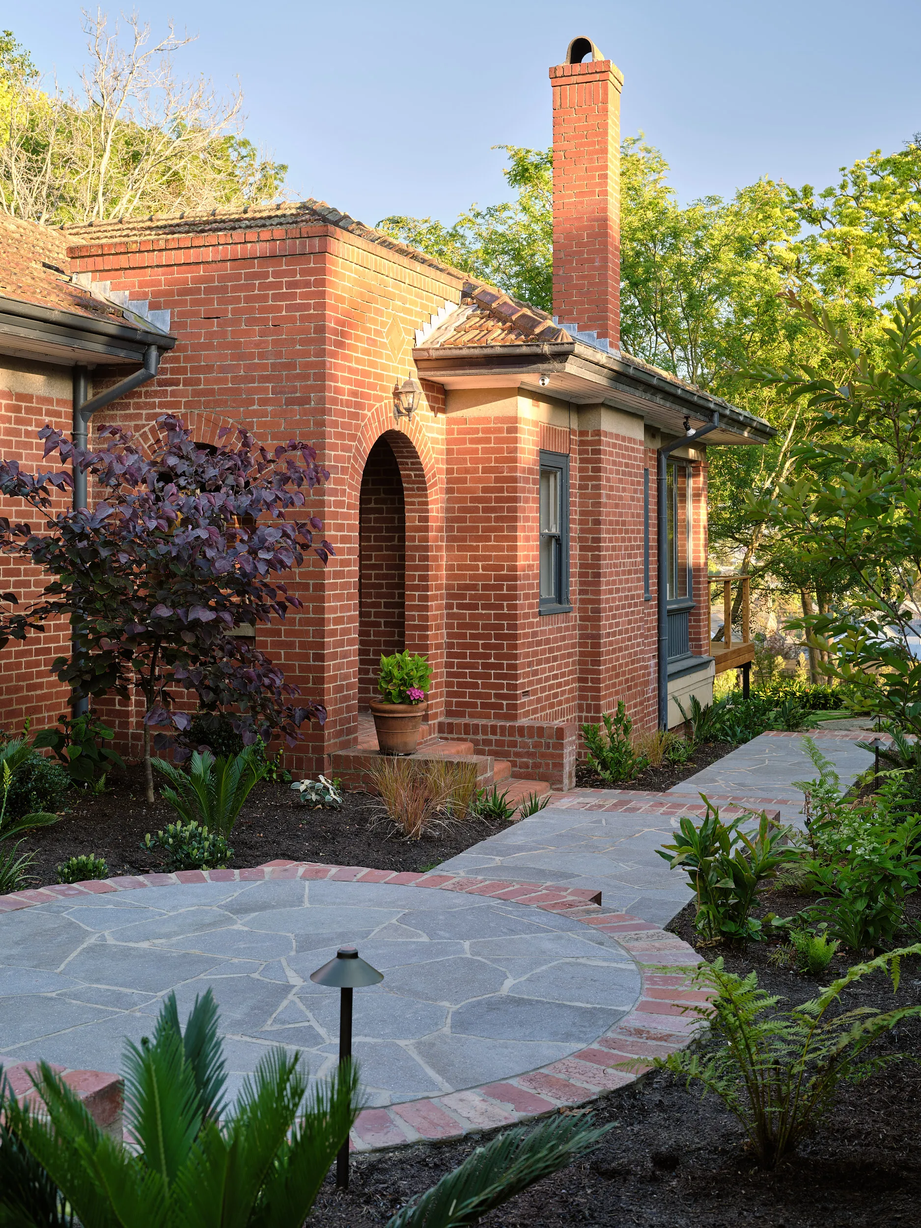 ITALIAN PORPHYRY CRAZY PAVING RMS TRADERS NATURAL STONE SUPPLIER MELBOURNE 002 Natural Stone - RMS Traders