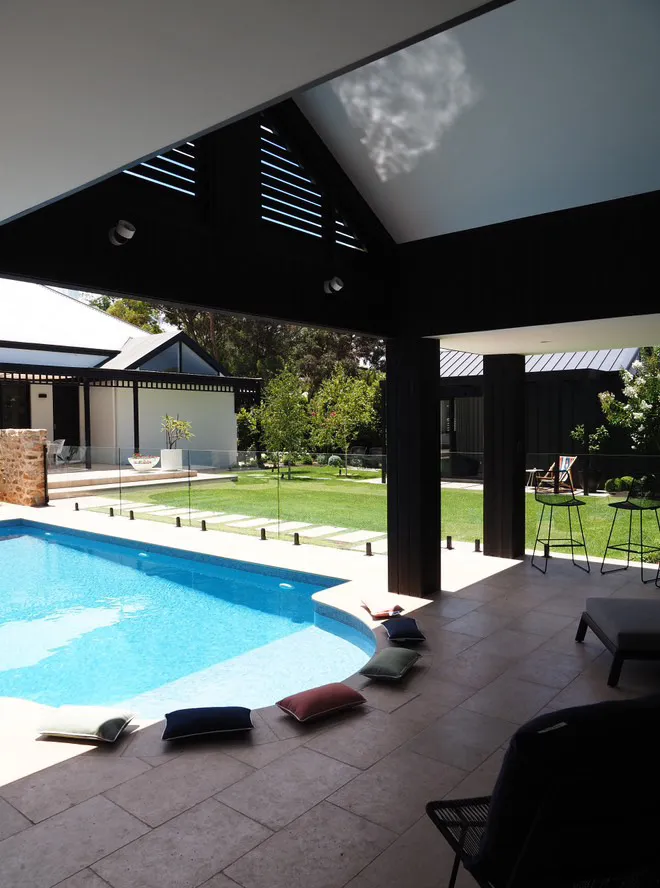 SINAI_PEARL_BRUSHED_LIMESTONE_RMS_TRADERS_NATURAL_STONE_SUPPLIER_MELBOURNE_009