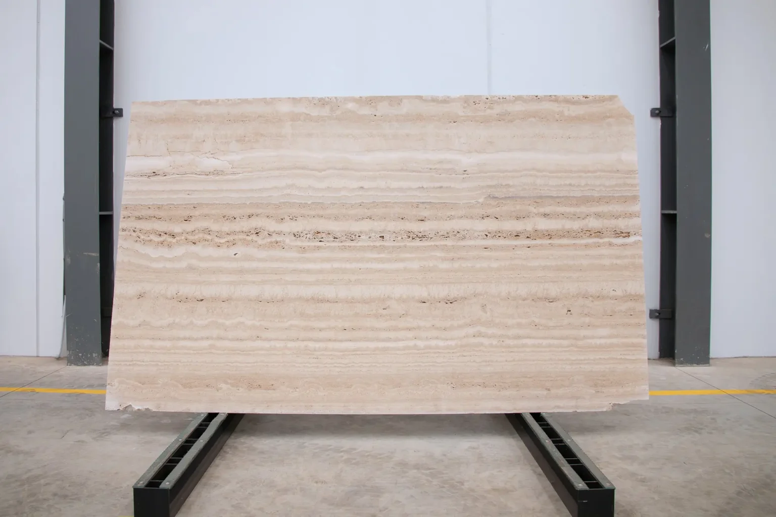 Ondulato Vein Cut Unfilled & Honed Travertine