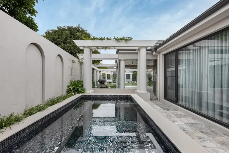 TUNDRA_GREY_TUMBLED_LIMESTONE_RMS_TRADERS_NATURAL_STONE_SUPPLIER_MELBOURNE_001