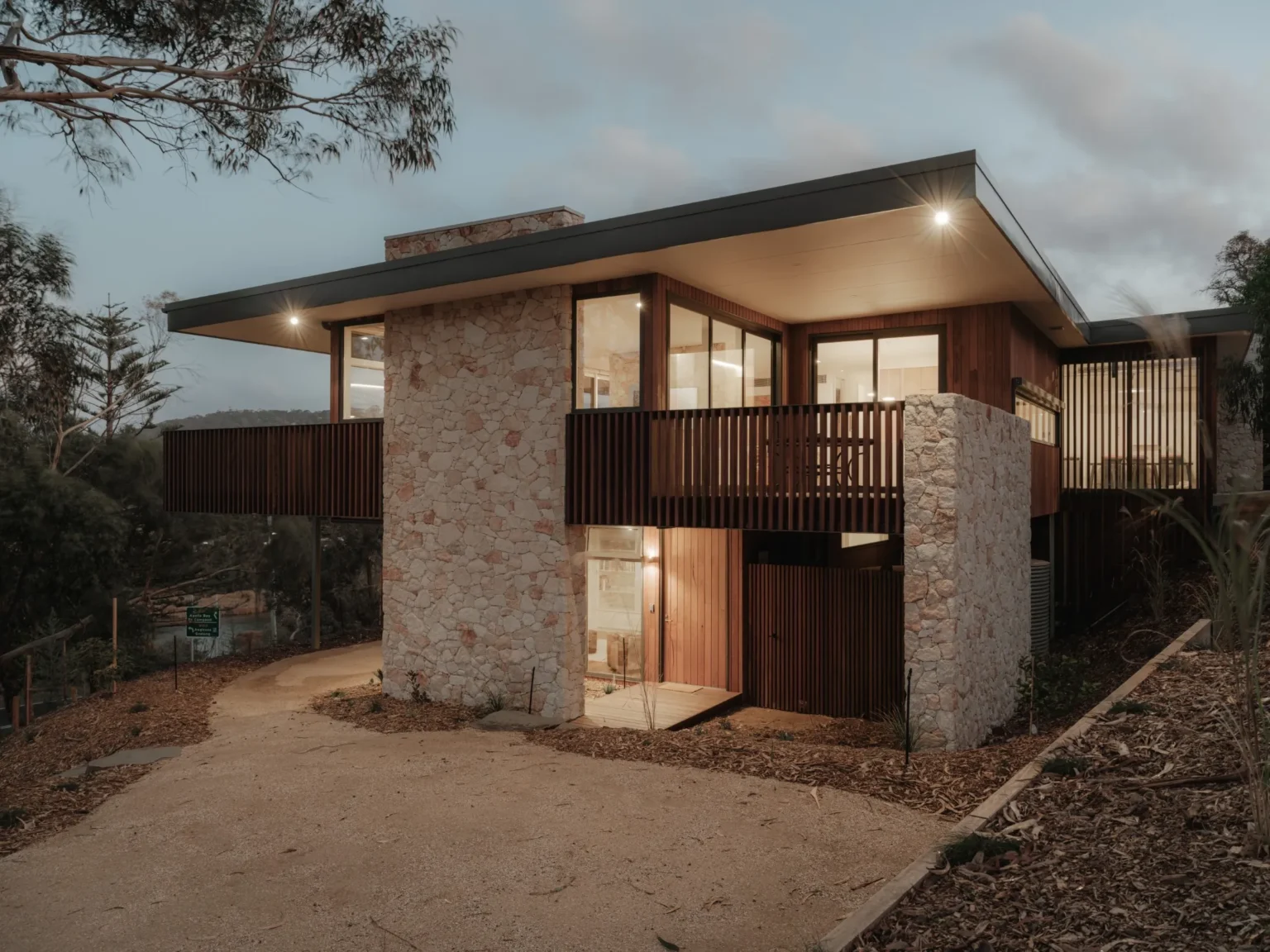 AMMOS_STONE_WALL_CLADDING_RMS_TRADERS_NATURAL_STONE_SUPPLIER_MELBOURNE (14)