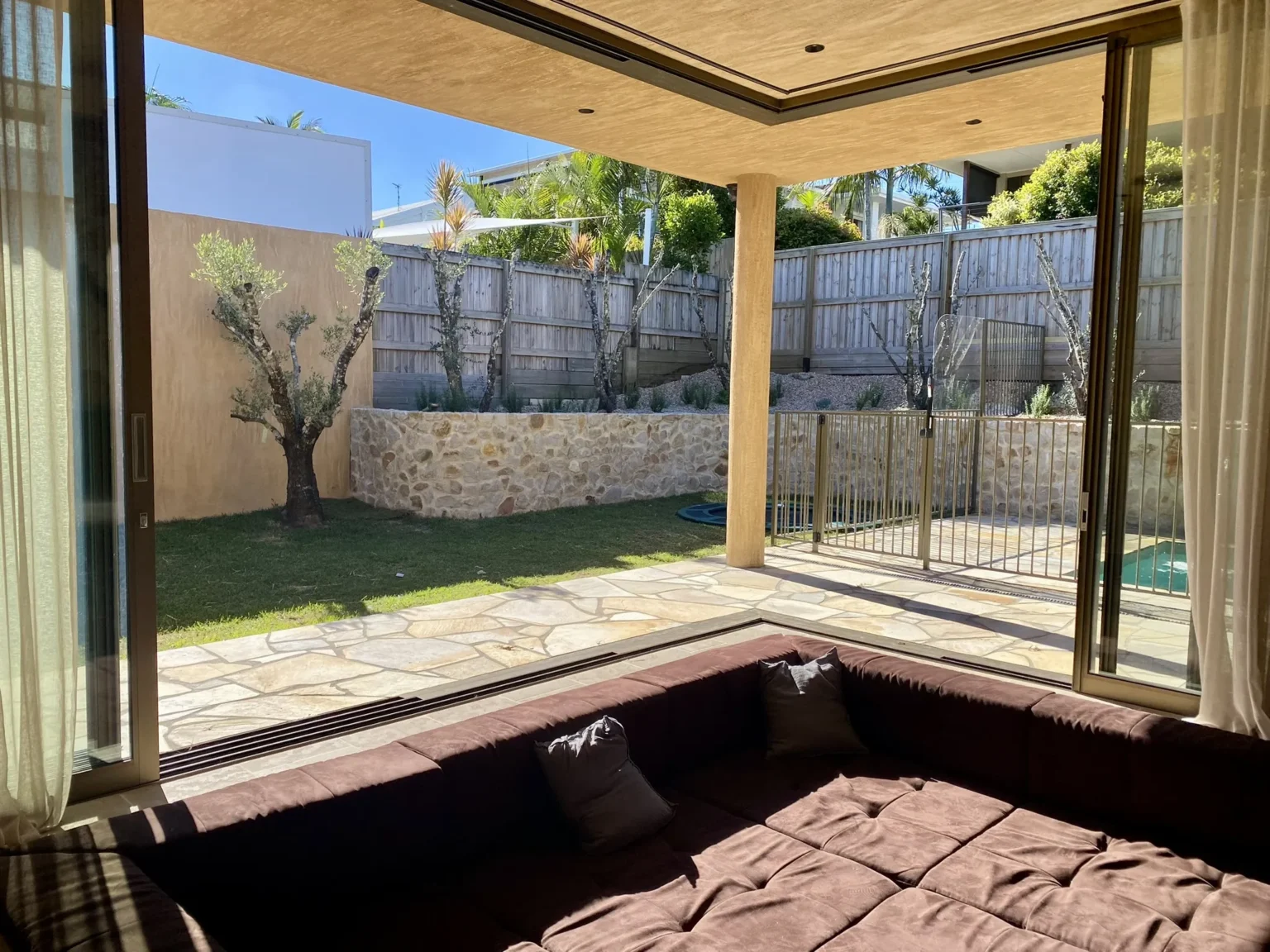 NEBULA_RESIDENCE_PROJECT_RMS_TRADERS_NATURAL_STONE_SUPPLIER_MELBOURNE_011