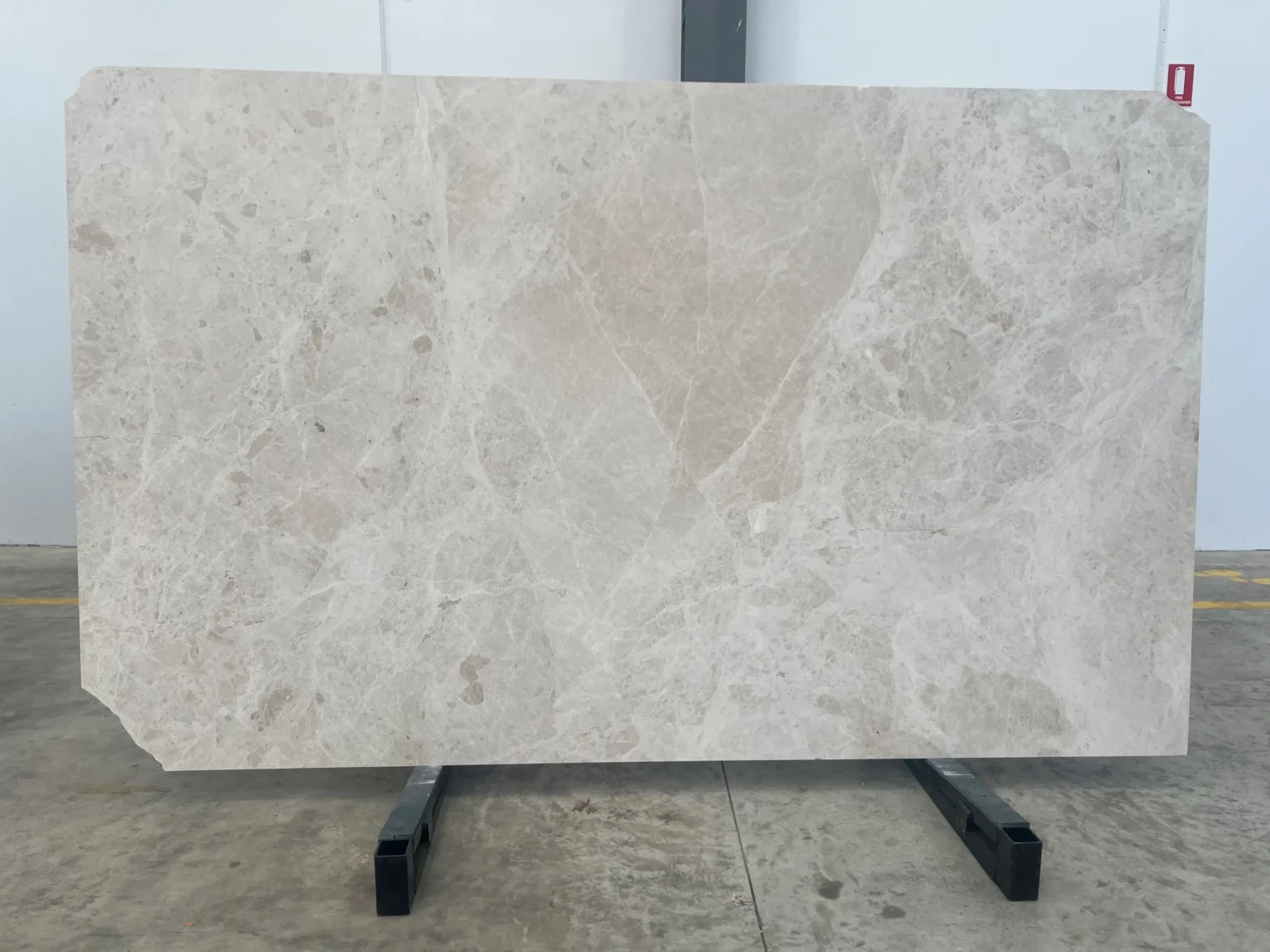 FRENCH_VANILLA_MARBLE_SLAB_RMS_TRADERS_NATURAL_STONE_SUPPLIER_MELBOURNE_002