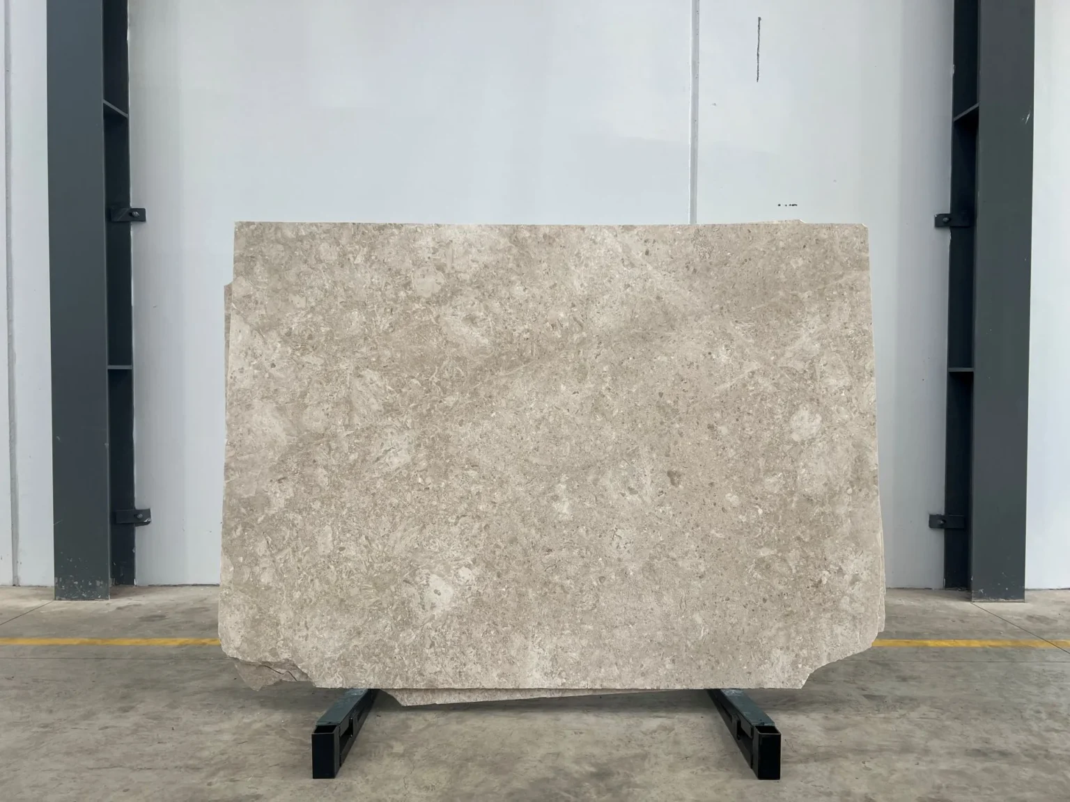 SAVANNAH_BEIGE_MARBLE_SLAB_RMS_TRADERS_NATURAL_STONE_SUPPLIER_MELBOURNE_002