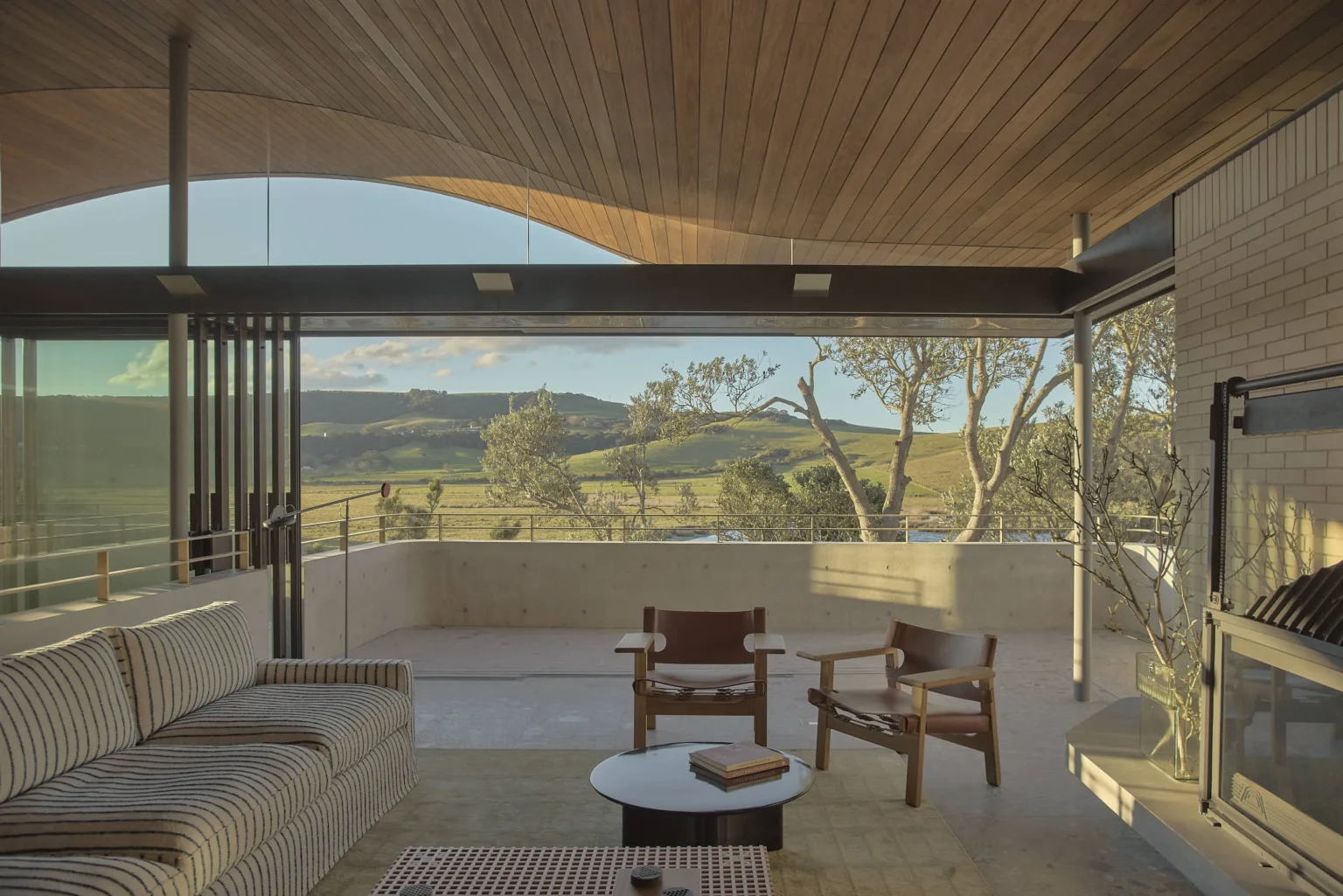 SOUTH_COAST_BEACH_HOUSE_PROJECT_RMS_TRADERS_NATURAL_STONE_SUPPLIER_MELBOURNE_007