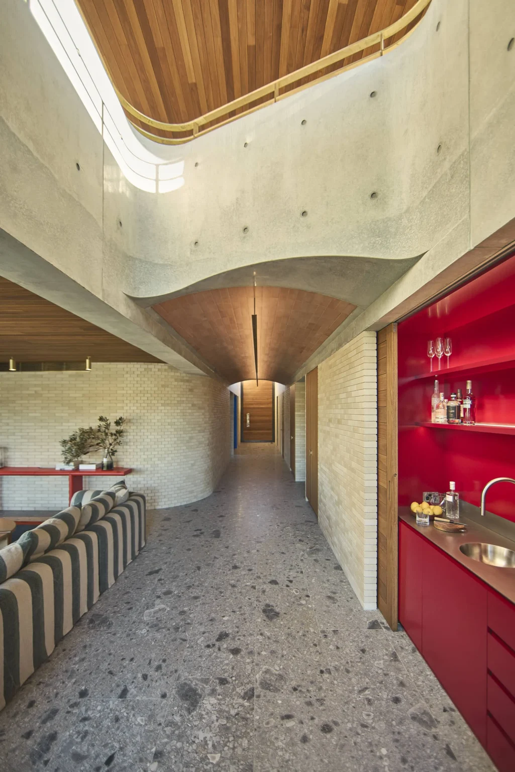 SOUTH_COAST_BEACH_HOUSE_PROJECT_RMS_TRADERS_NATURAL_STONE_SUPPLIER_MELBOURNE_038