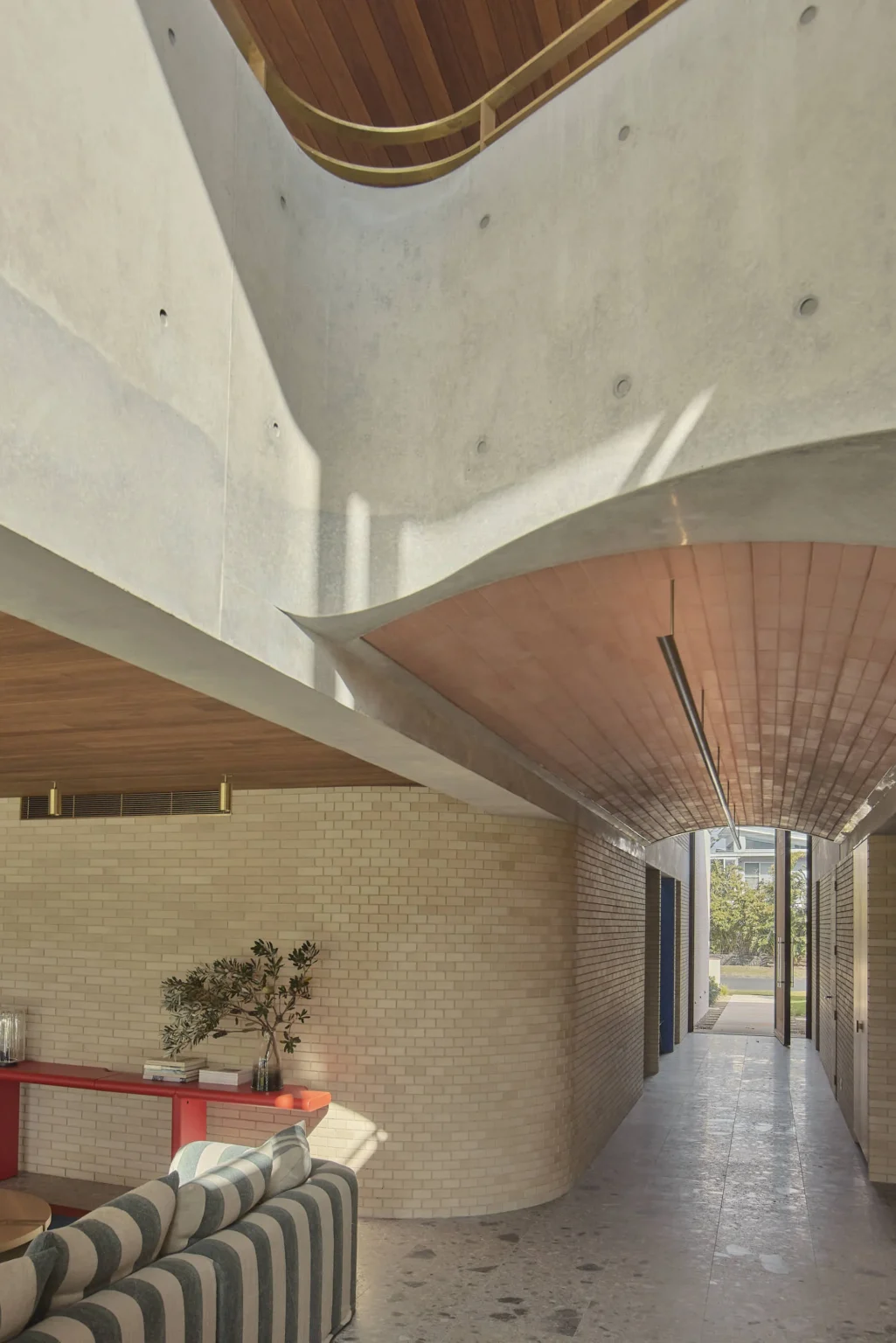 SOUTH_COAST_BEACH_HOUSE_PROJECT_RMS_TRADERS_NATURAL_STONE_SUPPLIER_MELBOURNE_047