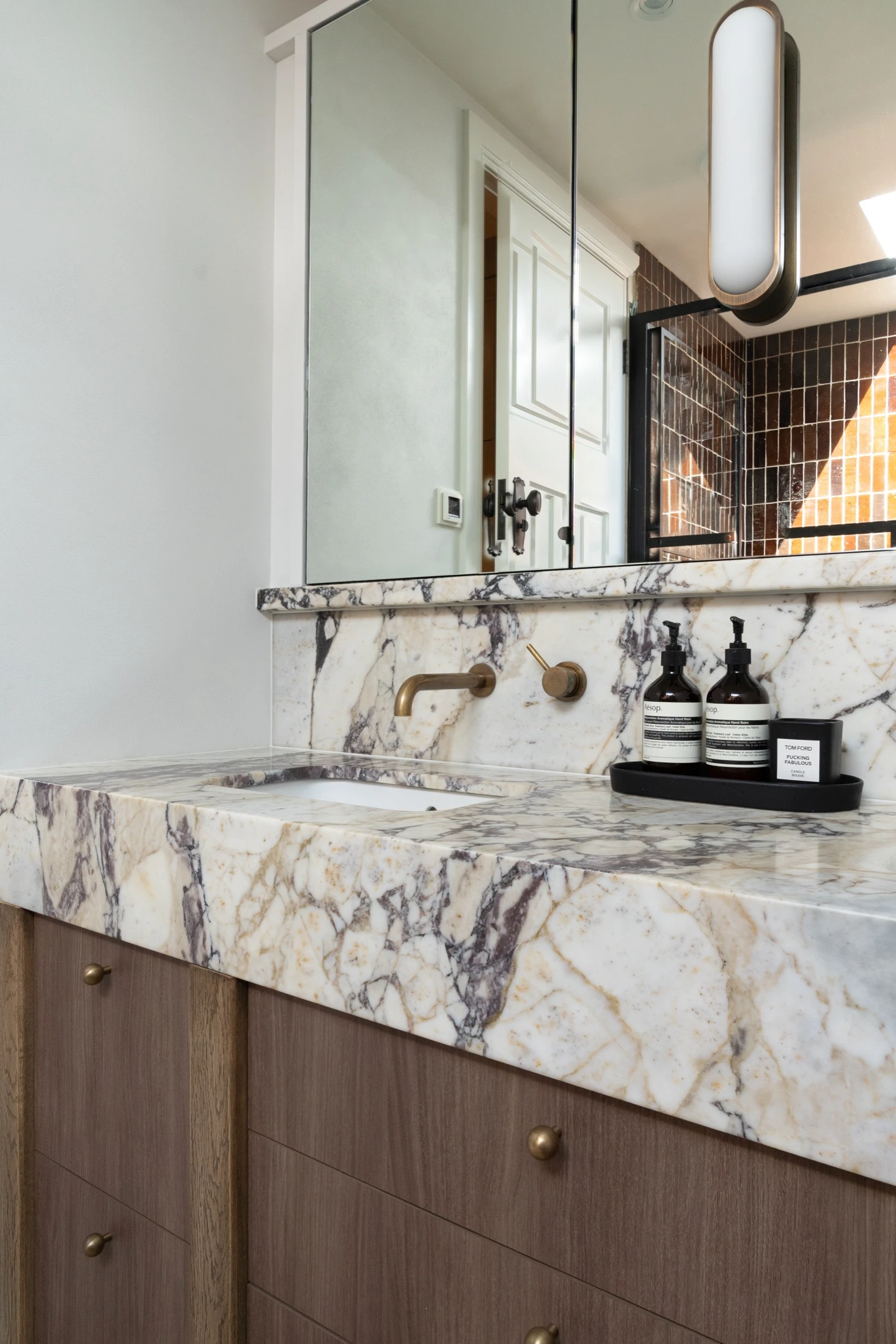 How to Choose Travertine vs Marble for the Bathroom Natural Stone - RMS Traders