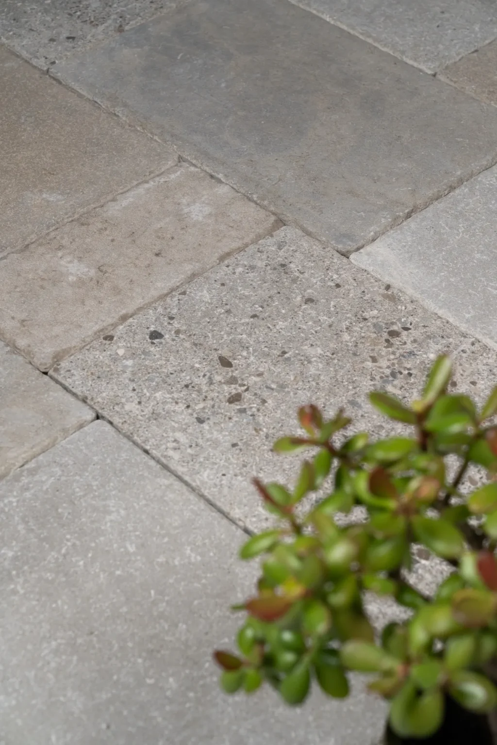 CASTLE_GREY_RMS_TRADERS_NATURAL_STONE_SUPPLIER_MELBOURNE (2)