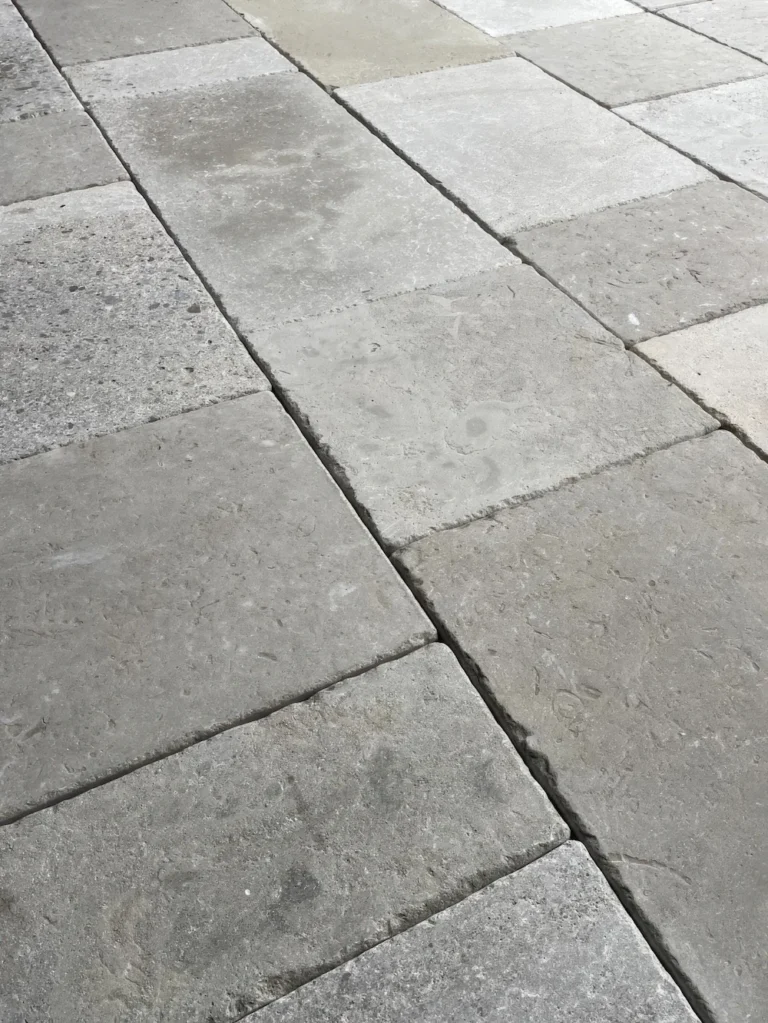RMS-Traders-Castle-Grey-Limestone1