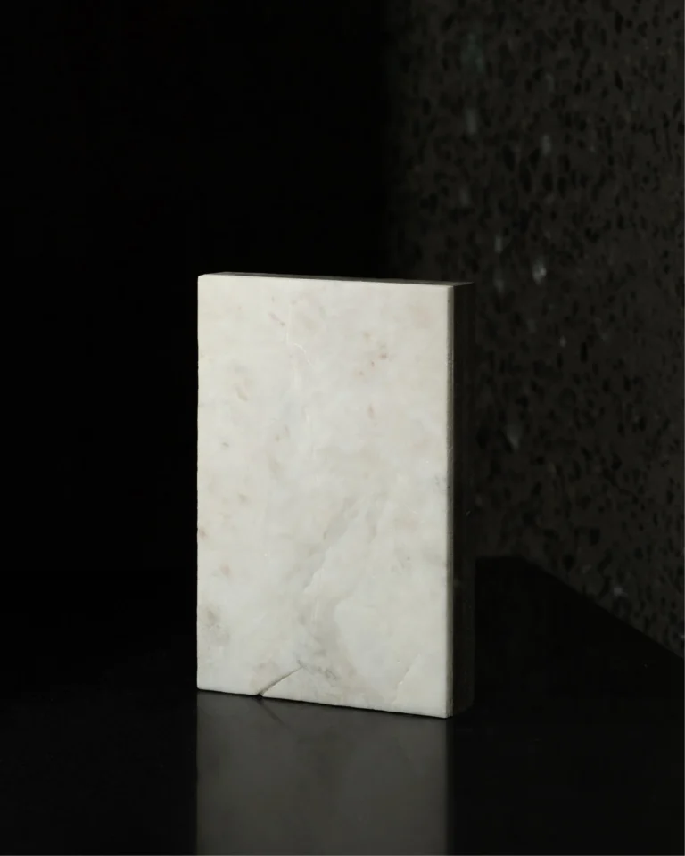 LORDE_WHITE_ACID_WASH_PORCELIA_RMS_TRADERS (2)