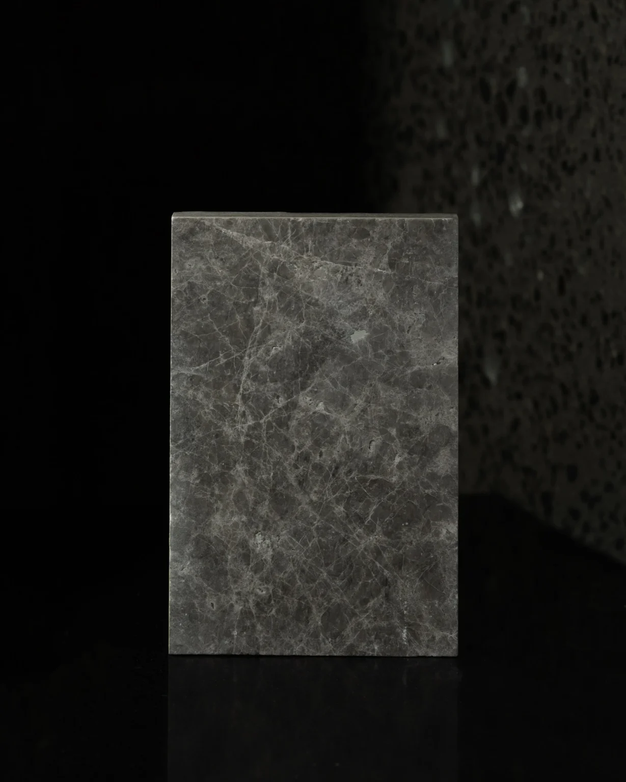 TUNDRA_GREY_LEATHERED_PORCELIA_RMS_TRADERS (4)
