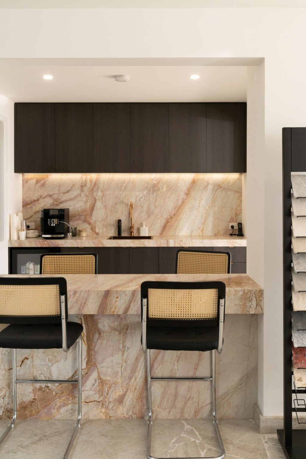 RMS_TRADERS_SLAB_SHOWROOM_NATURAL_STONE_SUPPLIER_MELBOURNE (1)