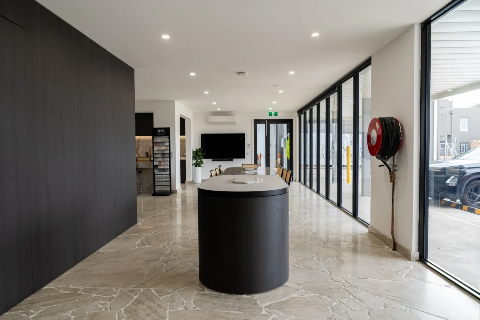 RMS_TRADERS_SLAB_SHOWROOM_NATURAL_STONE_SUPPLIER_MELBOURNE (1)
